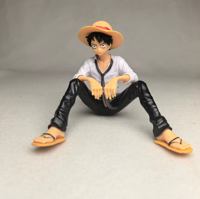 Luffy Sitting Figure